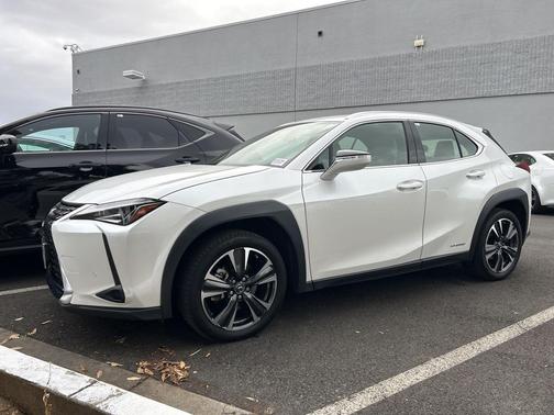 2022 Lexus UX 250h Base