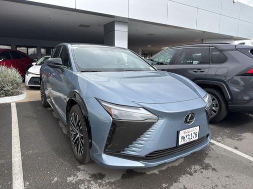 2024 Lexus RZ 300e Premium