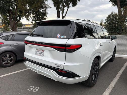 2024 Lexus TX 500h F SPORT Premium