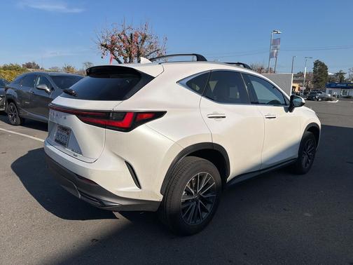 2024 Lexus NX 350h Premium