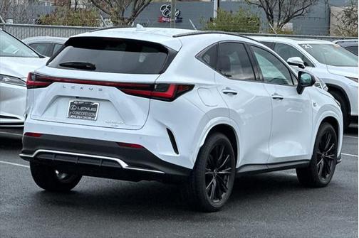 2025 Lexus NX 450h+ F SPORT Handling