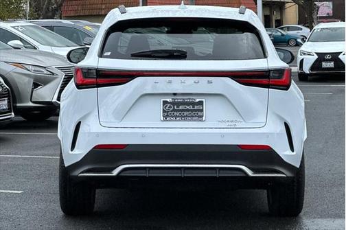 2025 Lexus NX 450h+ F SPORT Handling
