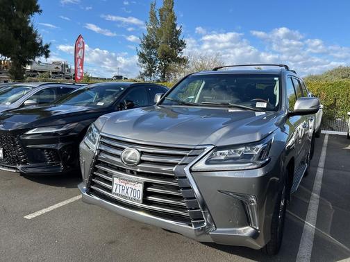 2017 Lexus LX 570 Base