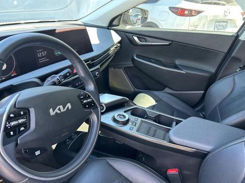 2022 Kia EV6 Wind