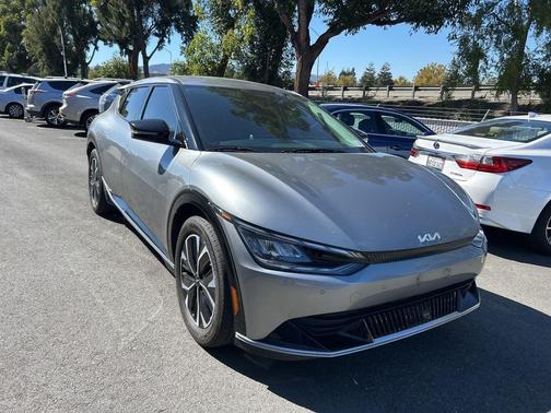 2022 Kia EV6 Wind