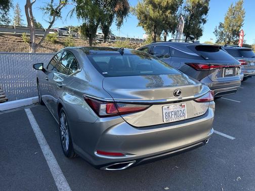 2019 Lexus ES 350 Base