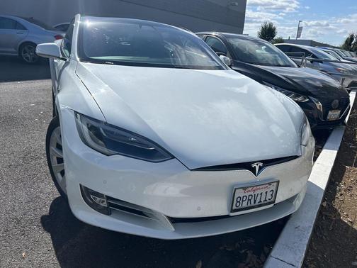 2018 Tesla Model S 75D