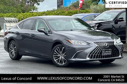 2023 Lexus ES 300h Base