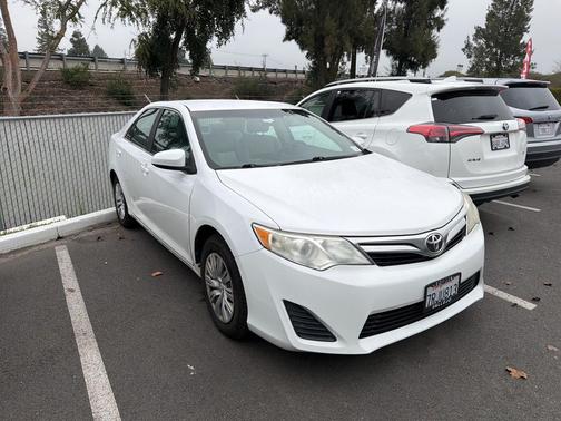 2014 Toyota Camry LE
