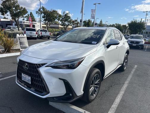 2023 Lexus NX 350h Premium