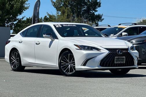 Eminent White Pearl 2025 Lexus ES 300h Base