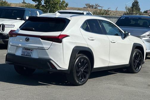 2022 Lexus UX 200 Base