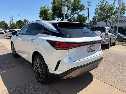 Eminent White Pearl 2025 Lexus RX 350 Luxury