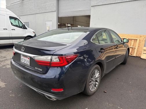 2018 Lexus ES 350 Base