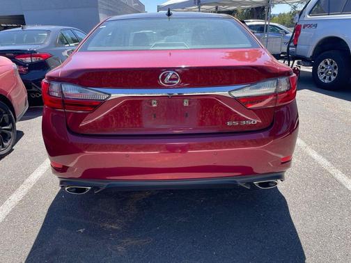 Matador Red Mica 2017 Lexus ES 350 Base
