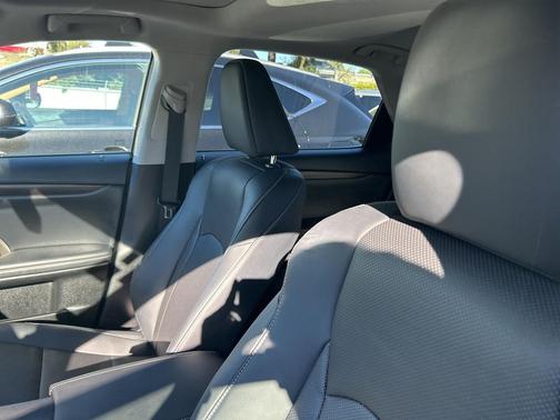 2022 Lexus RX 450h Base