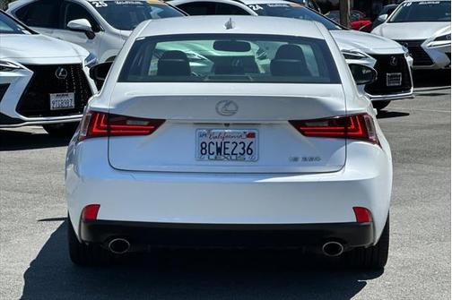 2015 Lexus IS 250 Crafted Line