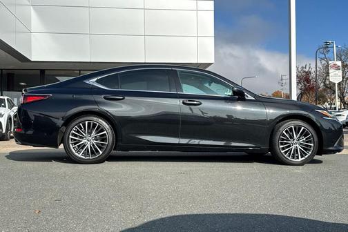 2022 Lexus ES 350 Base