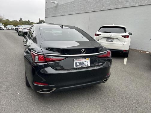 2022 Lexus ES 350 Base