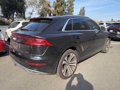 2019 Audi Q8 3.0T Premium Plus