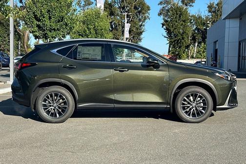 6x4/Norigreen 2026 Lexus NX 350 Premium