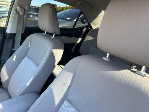2015 Toyota Corolla LE Plus