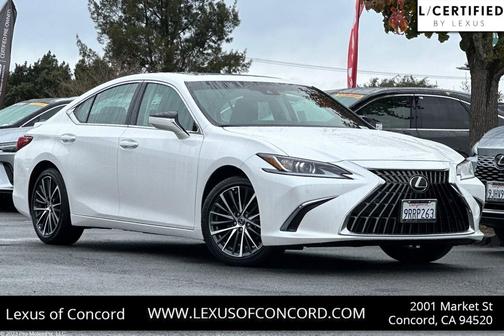 2025 Lexus ES 300h Base