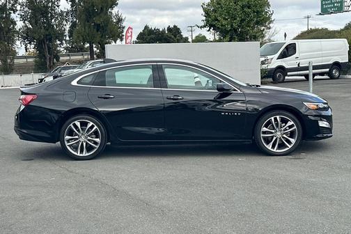 2022 Chevrolet Malibu FWD LT