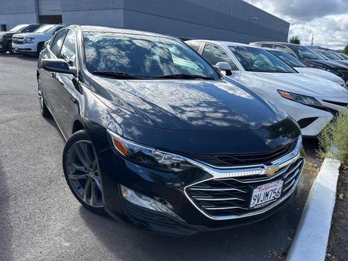 2022 Chevrolet Malibu FWD LT