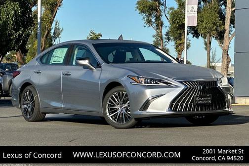 2025 Lexus ES 300h Base