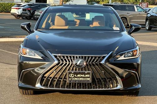 2025 Lexus ES 300h Base