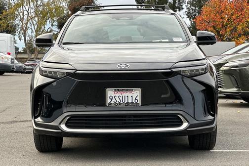 2025 Toyota bZ4X Limited