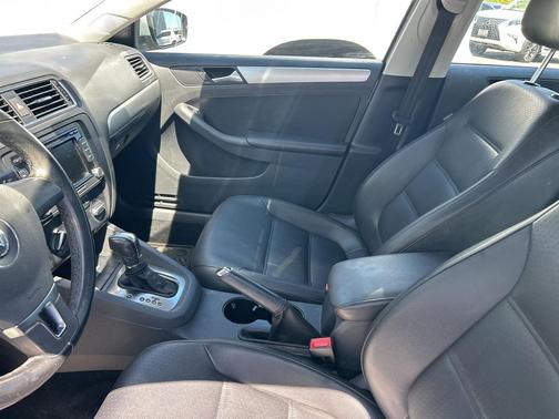 2014 Volkswagen Jetta Auto SE w/Connectivity