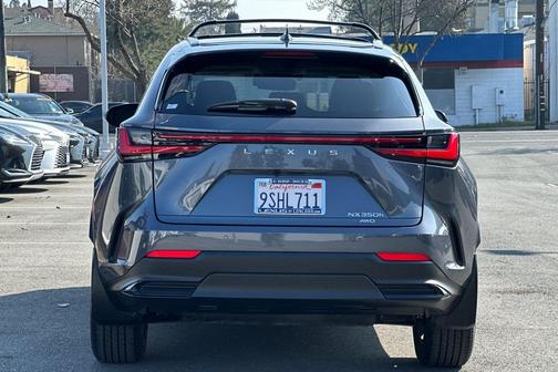 2025 Lexus NX 350h Premium