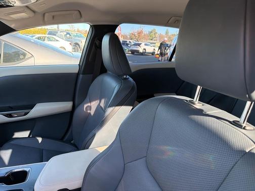 2024 Lexus RZ 300e Premium