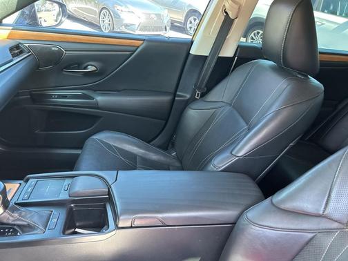 2020 Lexus ES 350 Luxury