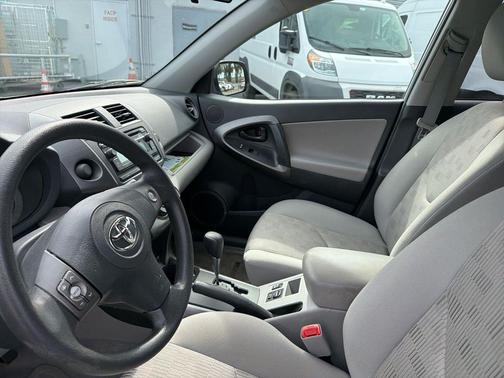 2012 Toyota RAV4 Base