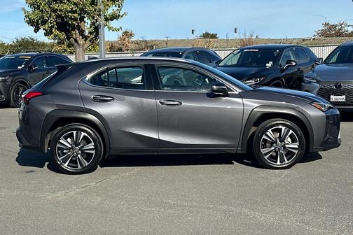 2022 Lexus UX 200 Base