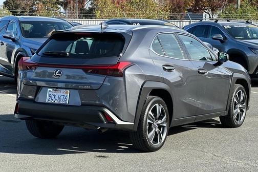 2022 Lexus UX 200 Base
