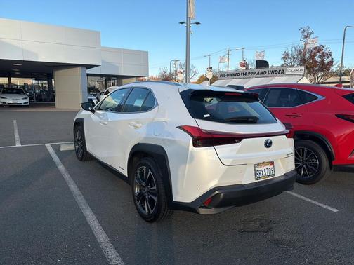 2020 Lexus UX 250h Base