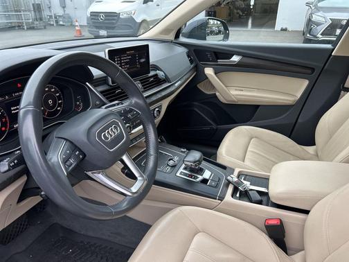 2019 Audi Q5 2.0T Premium Plus