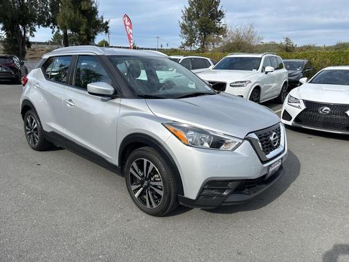 2019 Nissan Kicks SV