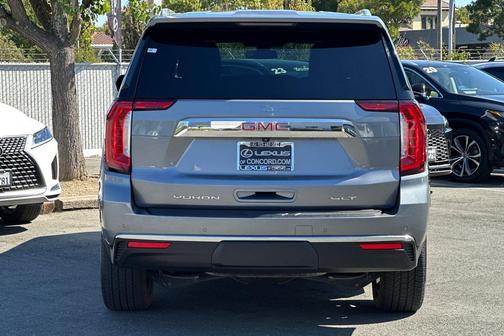 2021 GMC Yukon SLT