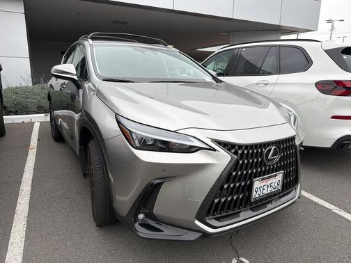 2025 Lexus NX 350h Premium