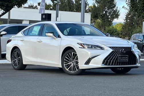 2025 Lexus ES 300h Base