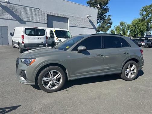 2020 Audi Q3 45 S line Premium
