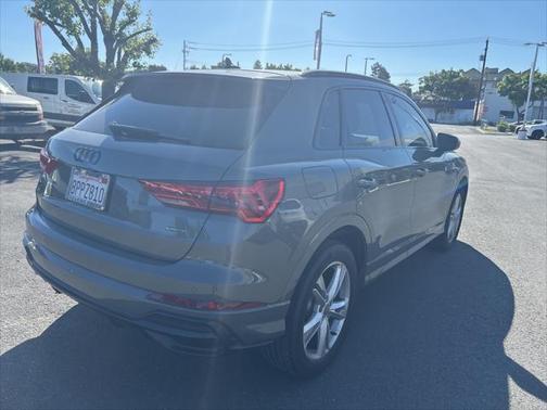 2020 Audi Q3 45 S line Premium