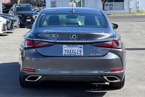 2022 Lexus ES 350 Base