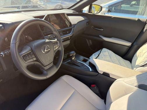 2024 Lexus UX 250h Base
