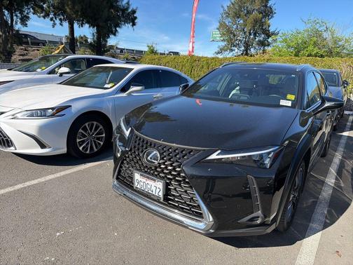 2024 Lexus UX 250h Base